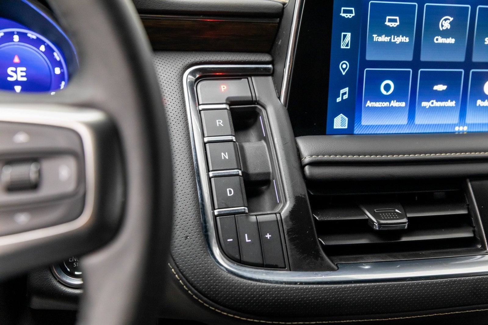 Chevrolet Suburban Premier 2024