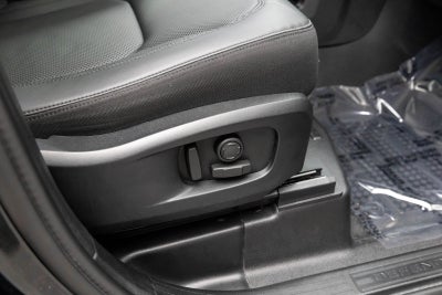 Land Rover Defender S 2025