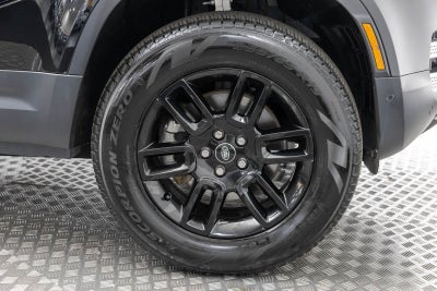 Land Rover Defender S 2025