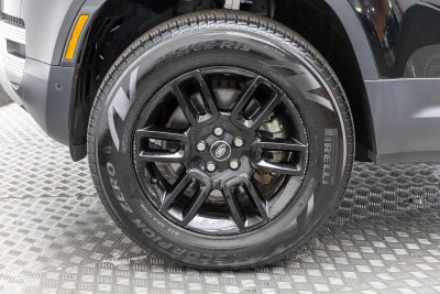 Land Rover Defender S 2025