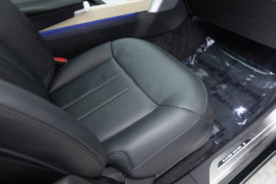 Land Rover Range Rover SV 2025