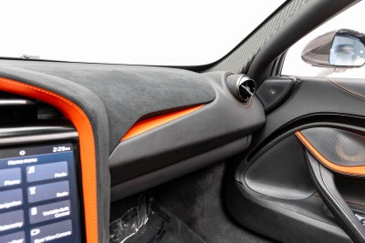 2022 McLaren 720S Spider