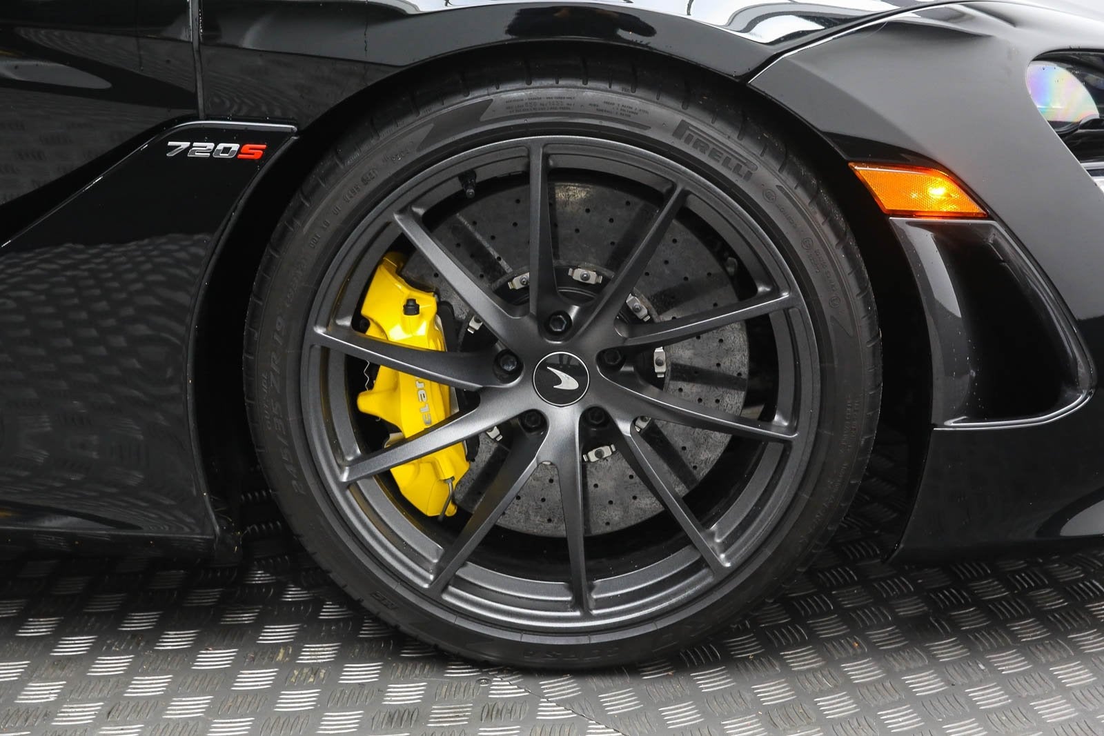 2022 McLaren 720S Spider