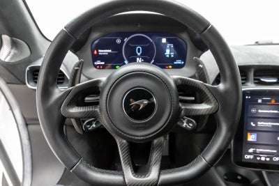 McLaren Artura Coupé 2023