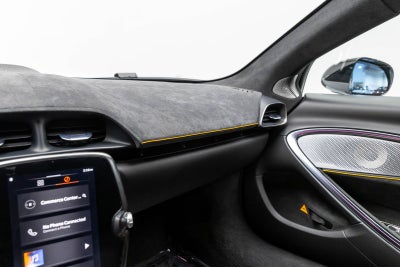 McLaren Artura Coupé 2023