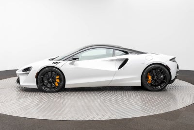 McLaren Artura Coupé 2023