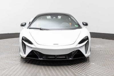 McLaren Artura Coupé 2023