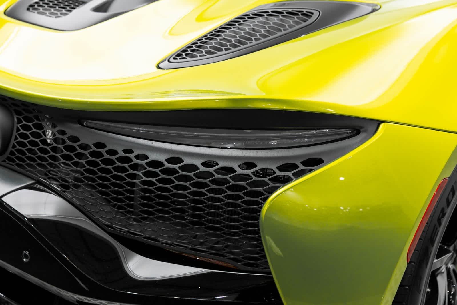 2025 McLaren Artura Spider