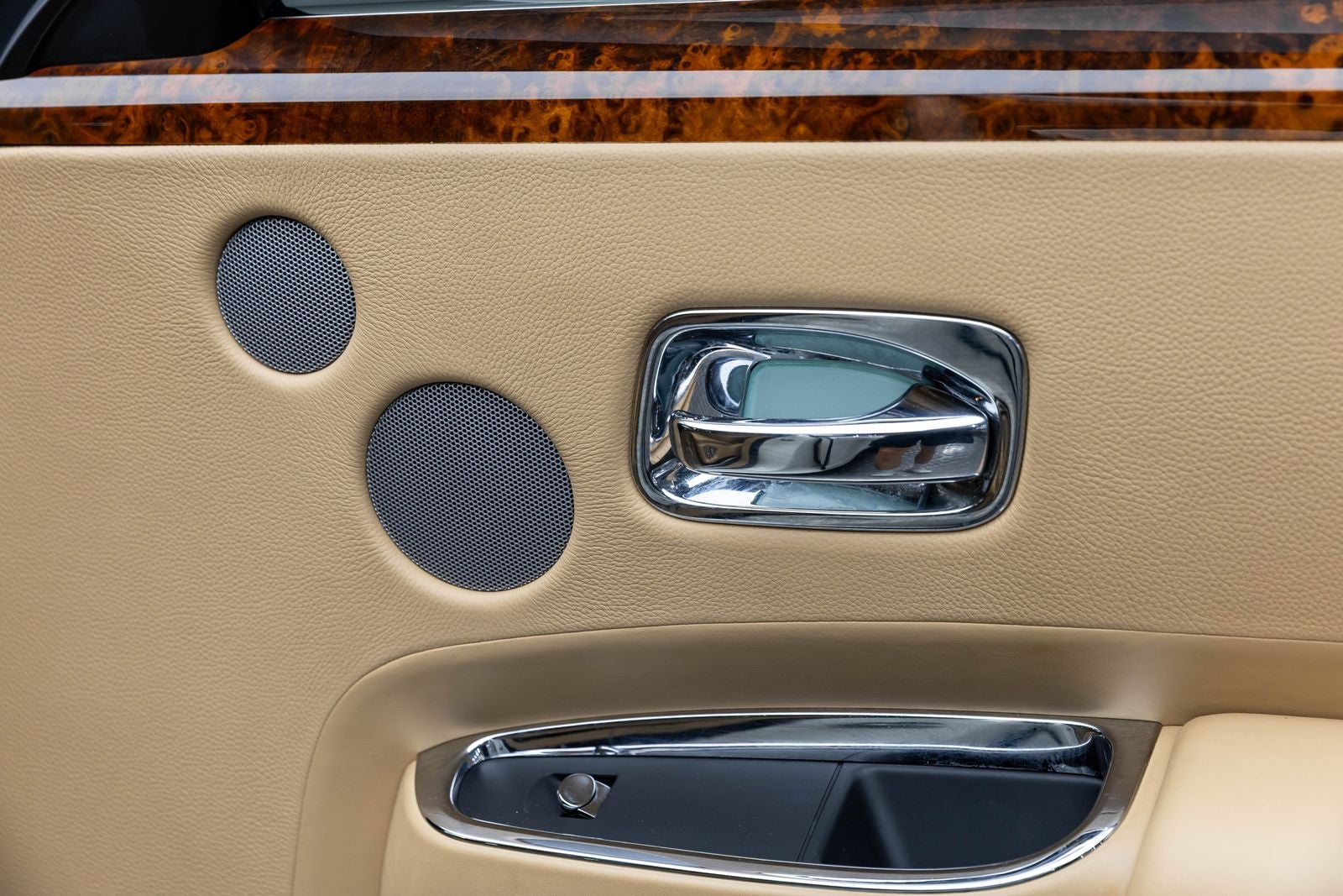 Rolls-Royce Ghost de 4 puertas de 2011