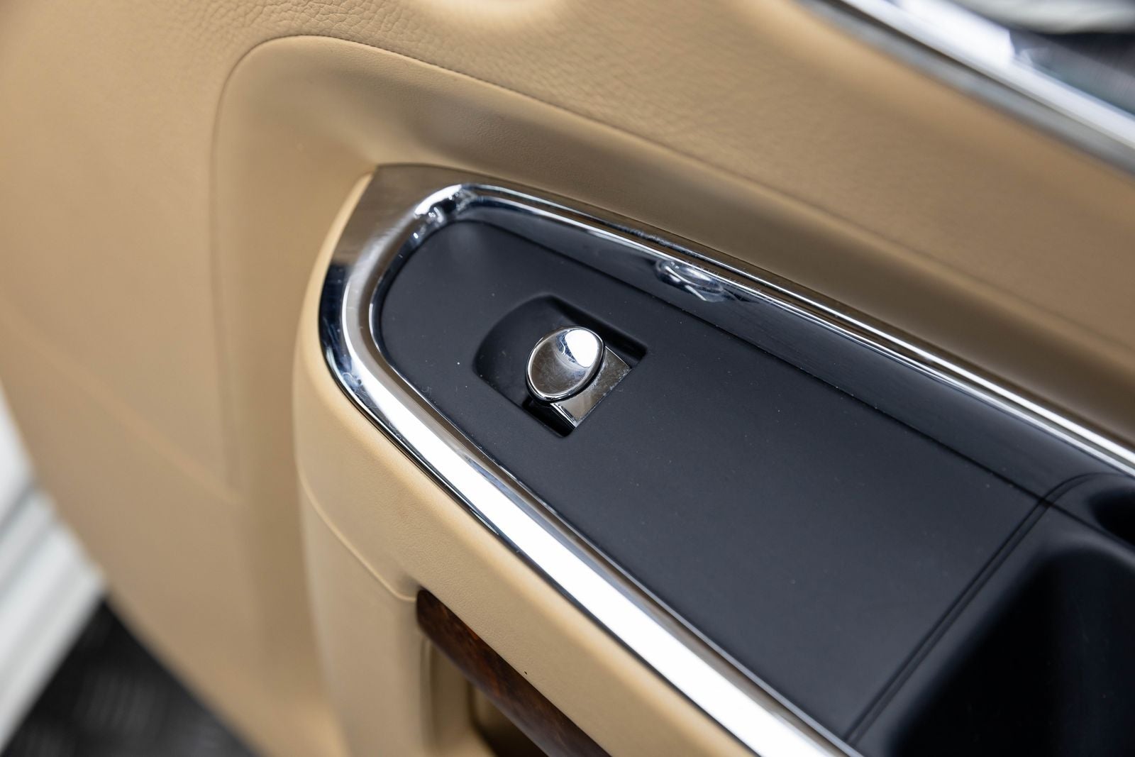 Rolls-Royce Ghost de 4 puertas de 2011