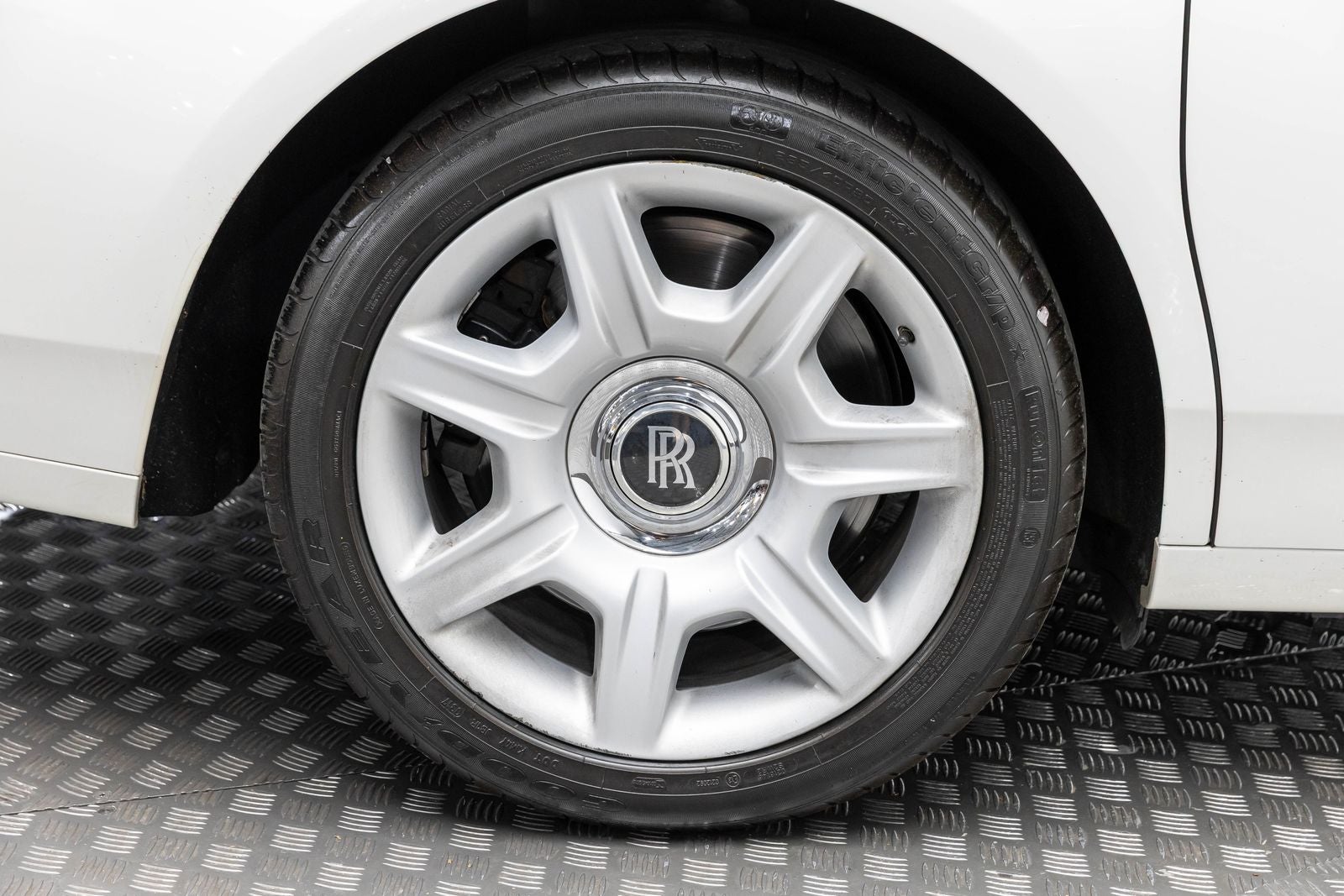 Rolls-Royce Ghost de 4 puertas de 2011