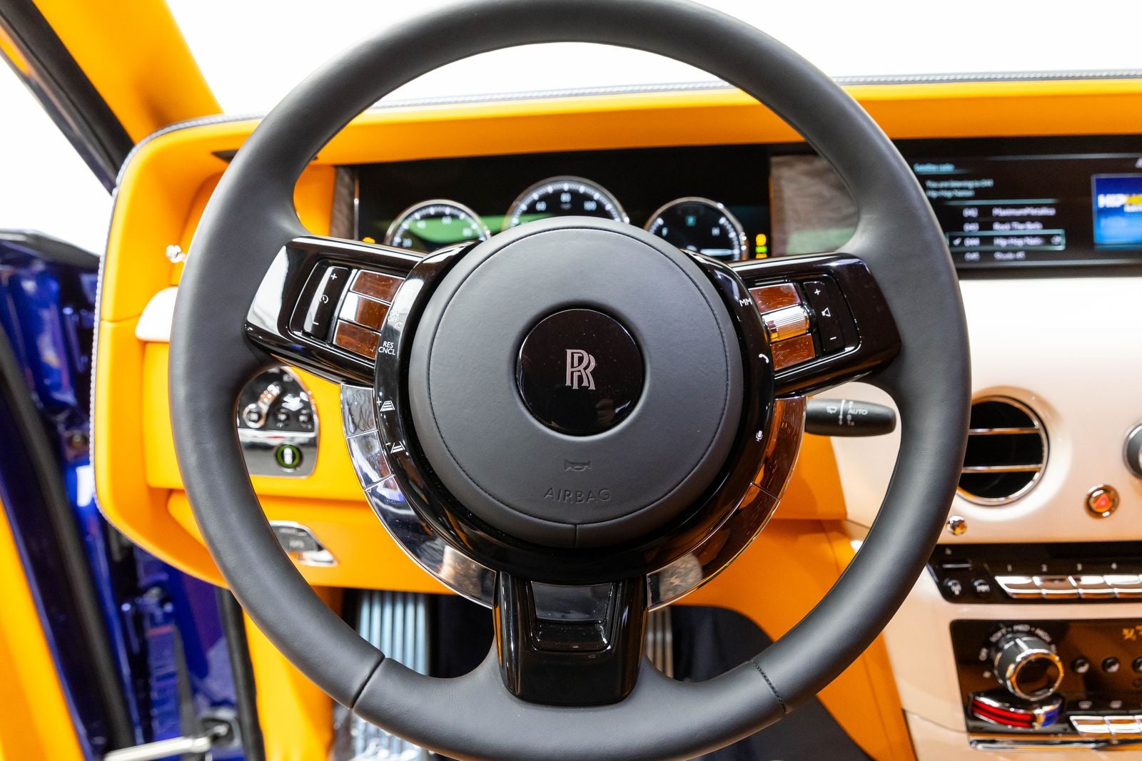 Rolls-Royce Phantom Sedán 2023