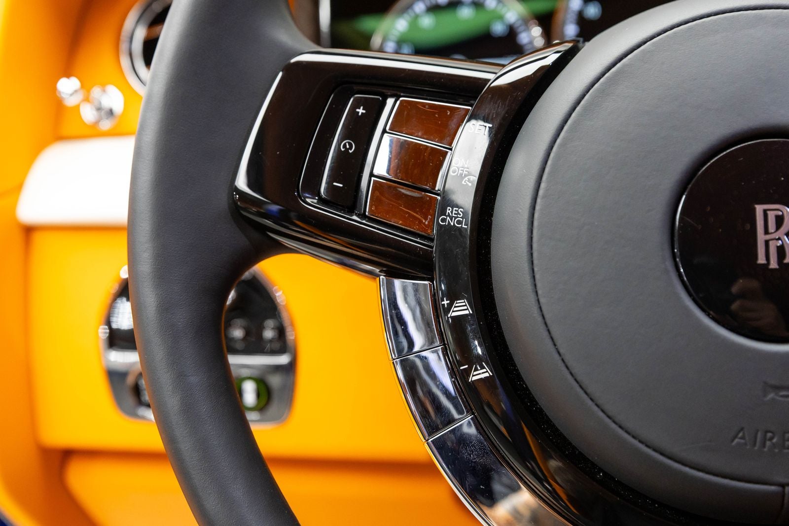 Rolls-Royce Phantom Sedán 2023