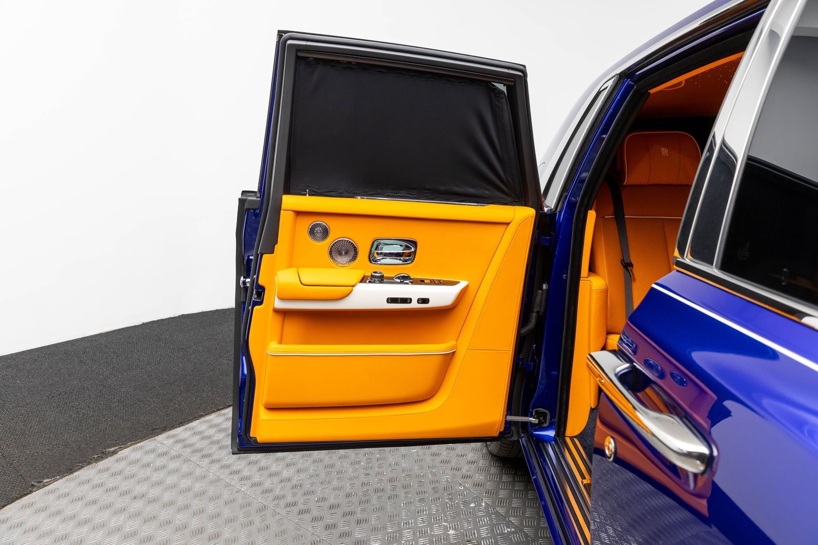 Rolls-Royce Phantom Sedán 2023