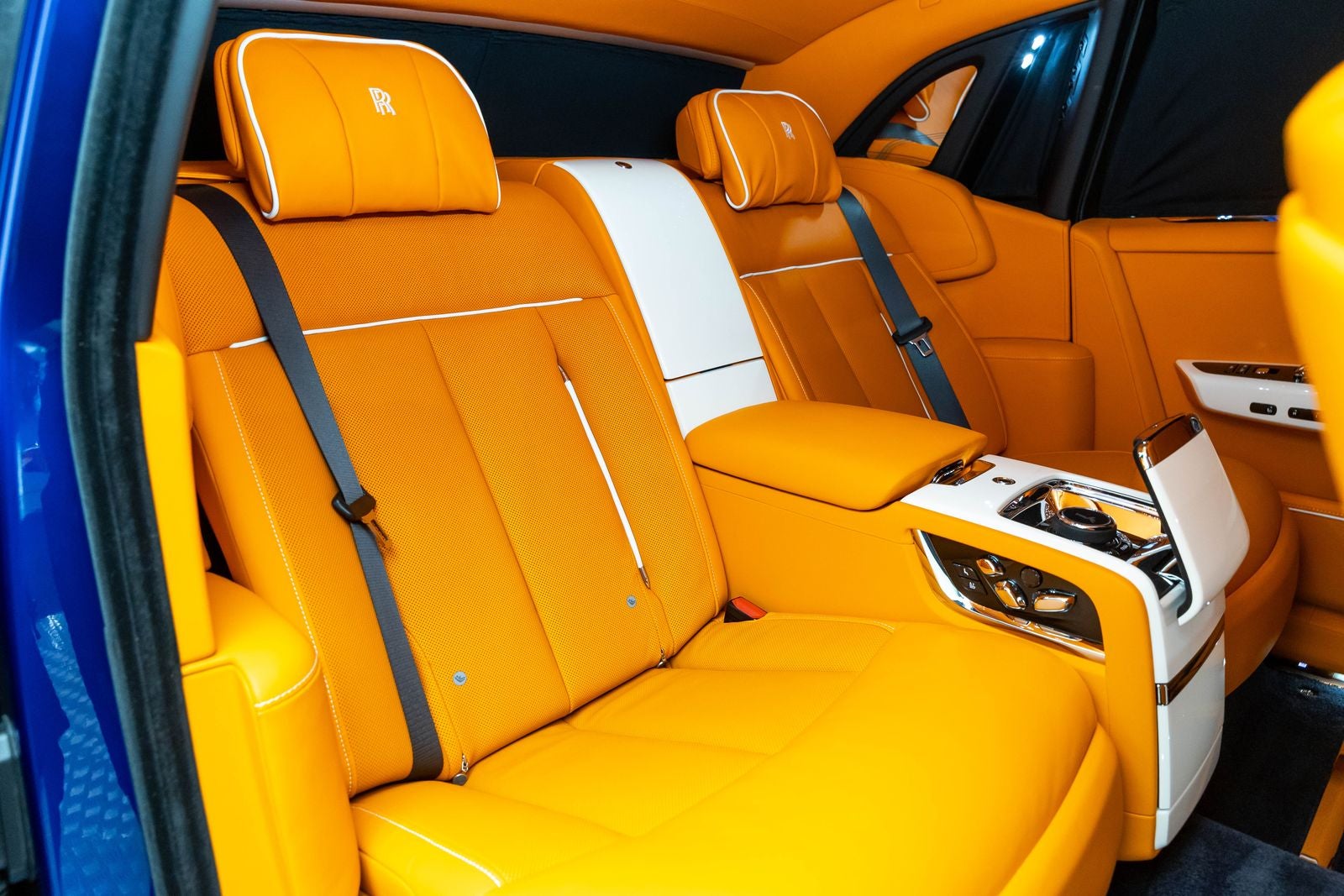 Rolls-Royce Phantom Sedán 2023