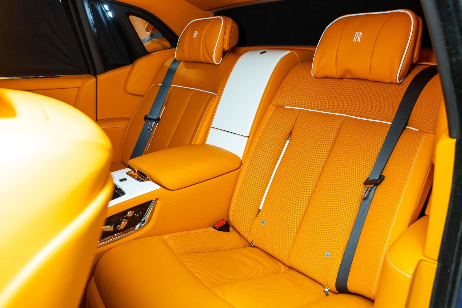 Rolls-Royce Phantom Sedán 2023