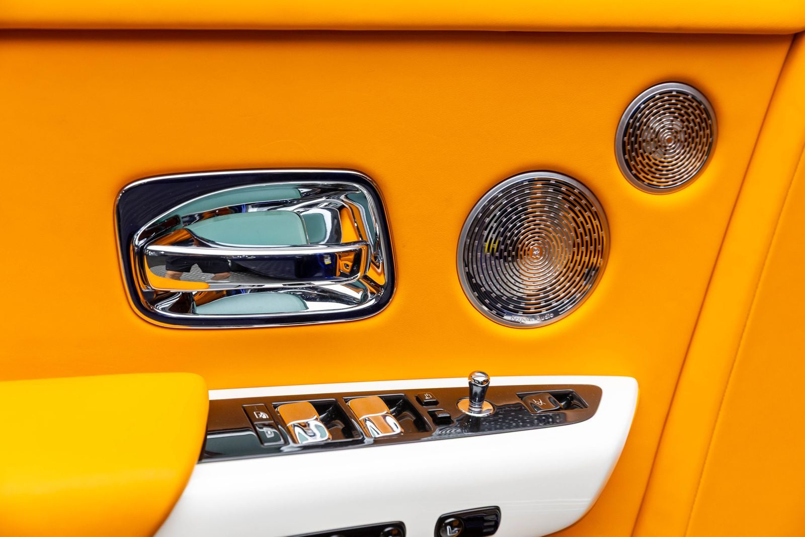 Rolls-Royce Phantom Sedán 2023