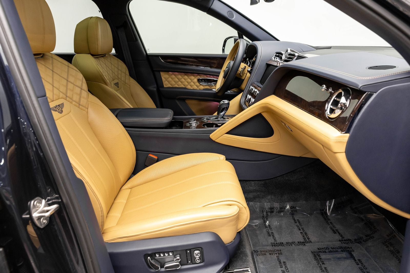 Bentley Bentayga V8 2021