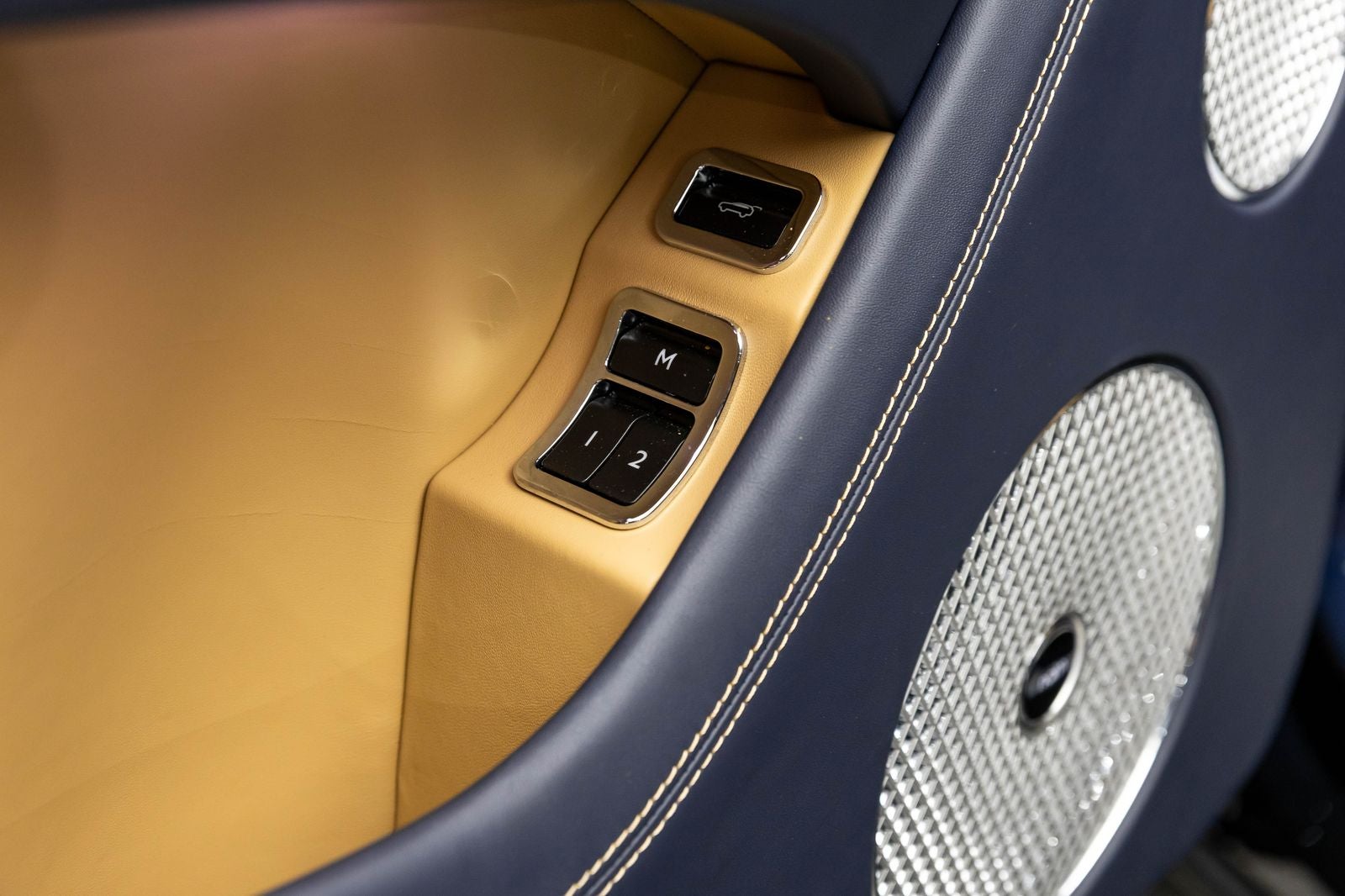 Bentley Bentayga V8 2021