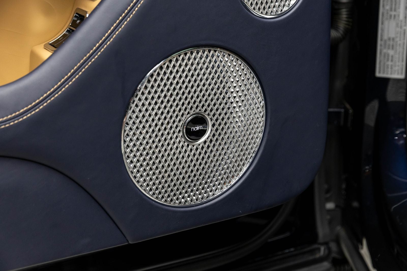 Bentley Bentayga V8 2021