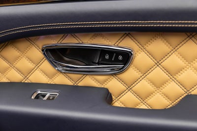 Bentley Bentayga V8 2021