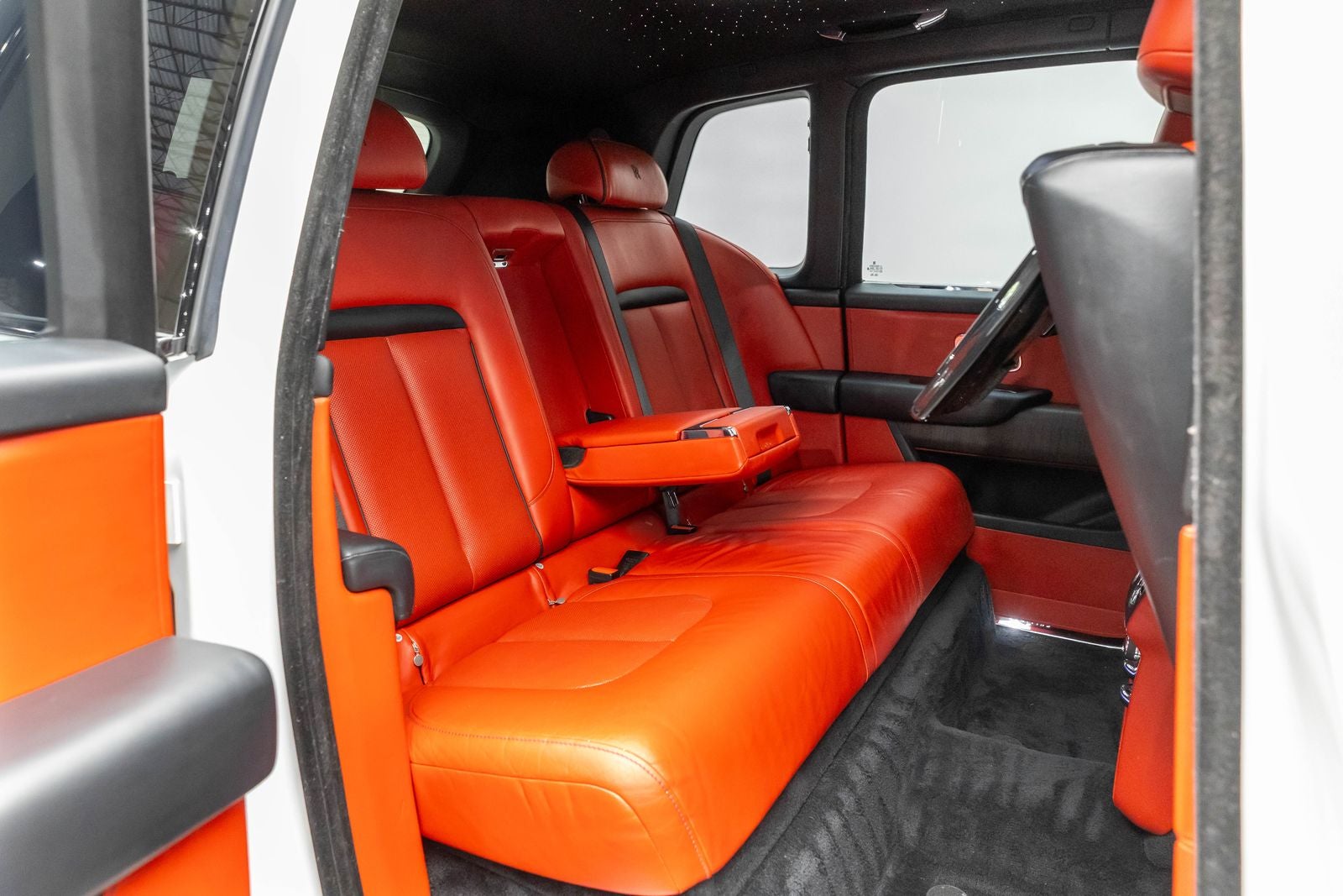 Rolls-Royce Cullinan SUV 2020