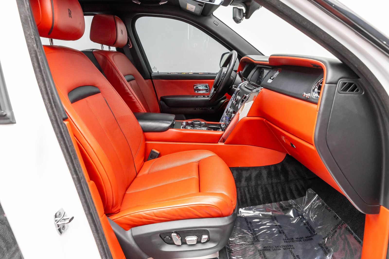 Rolls-Royce Cullinan SUV 2020
