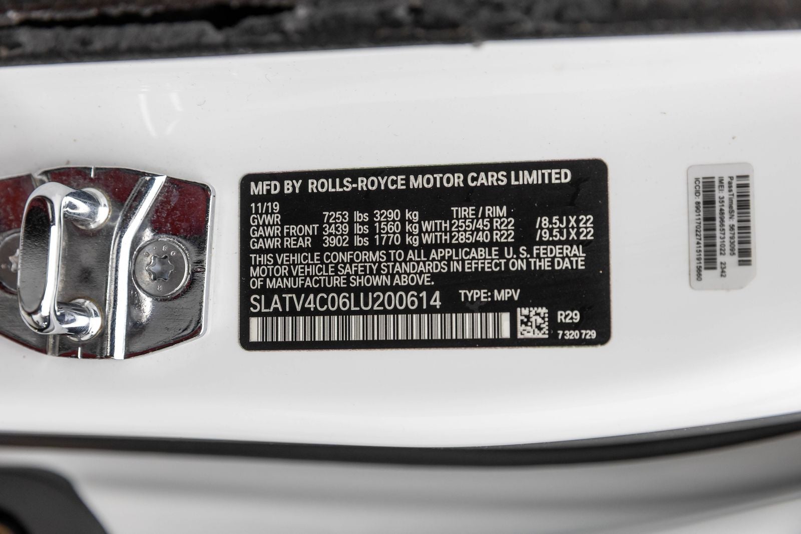 Rolls-Royce Cullinan SUV 2020