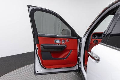 Rolls-Royce Cullinan SUV 2021