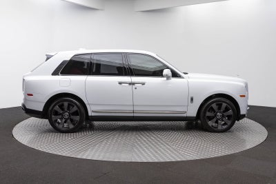 Rolls-Royce Cullinan SUV 2021