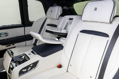 Rolls-Royce Cullinan SUV 2023
