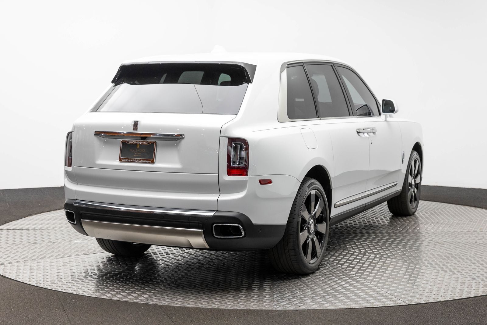 Rolls-Royce Cullinan SUV 2023