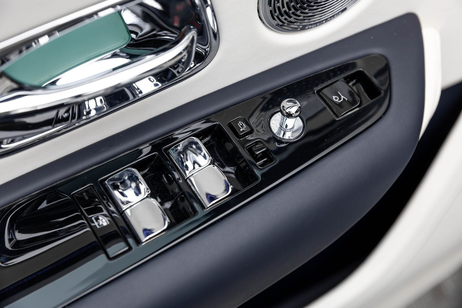 Rolls-Royce Cullinan SUV 2023