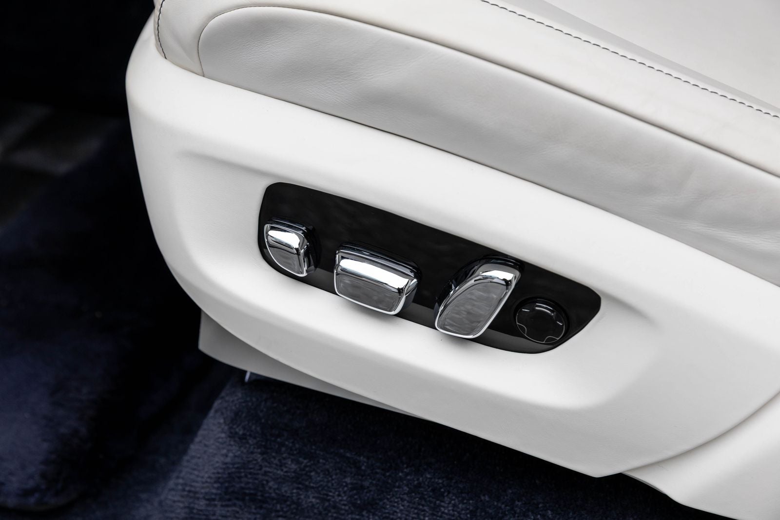 Rolls-Royce Cullinan SUV 2023