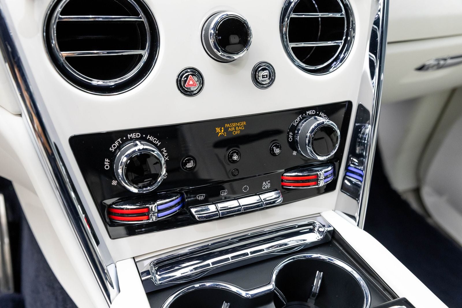 Rolls-Royce Cullinan SUV 2023