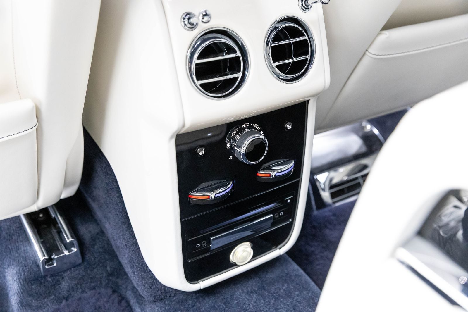 Rolls-Royce Cullinan SUV 2023