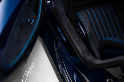 Bugatti Chiron Pure Sport 2023
