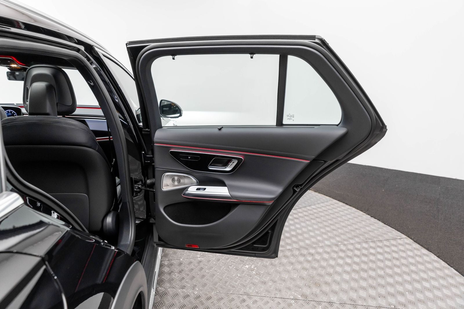 Mercedes-Benz E 450 2026