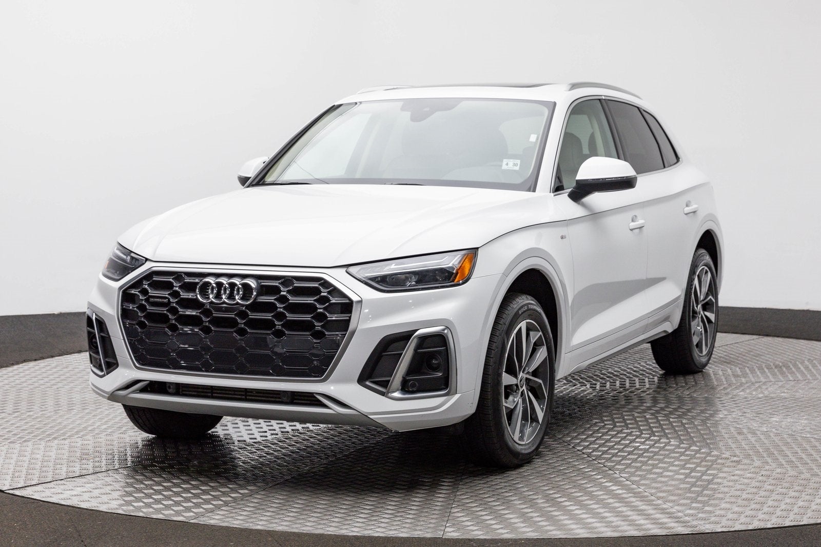 Audi Q5 S line Premium Plus 2024