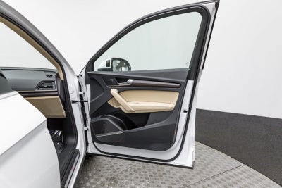 Audi Q5 S line Premium Plus 2024