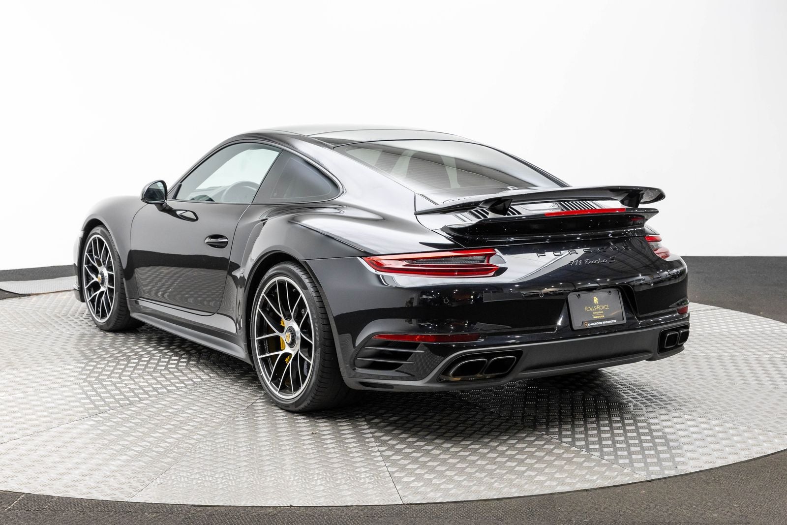 Porsche 911 Turbo S 2019