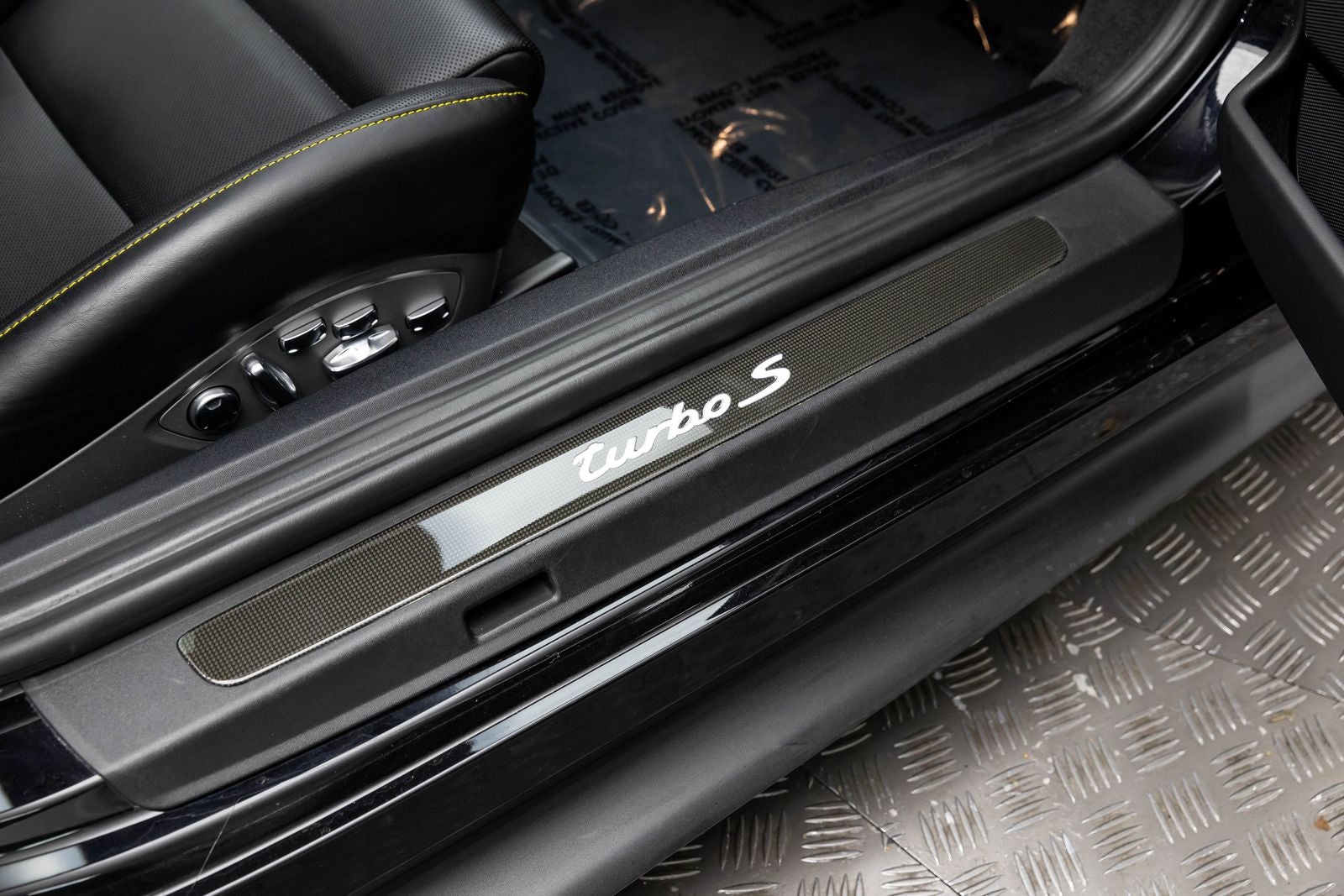 Porsche 911 Turbo S 2019