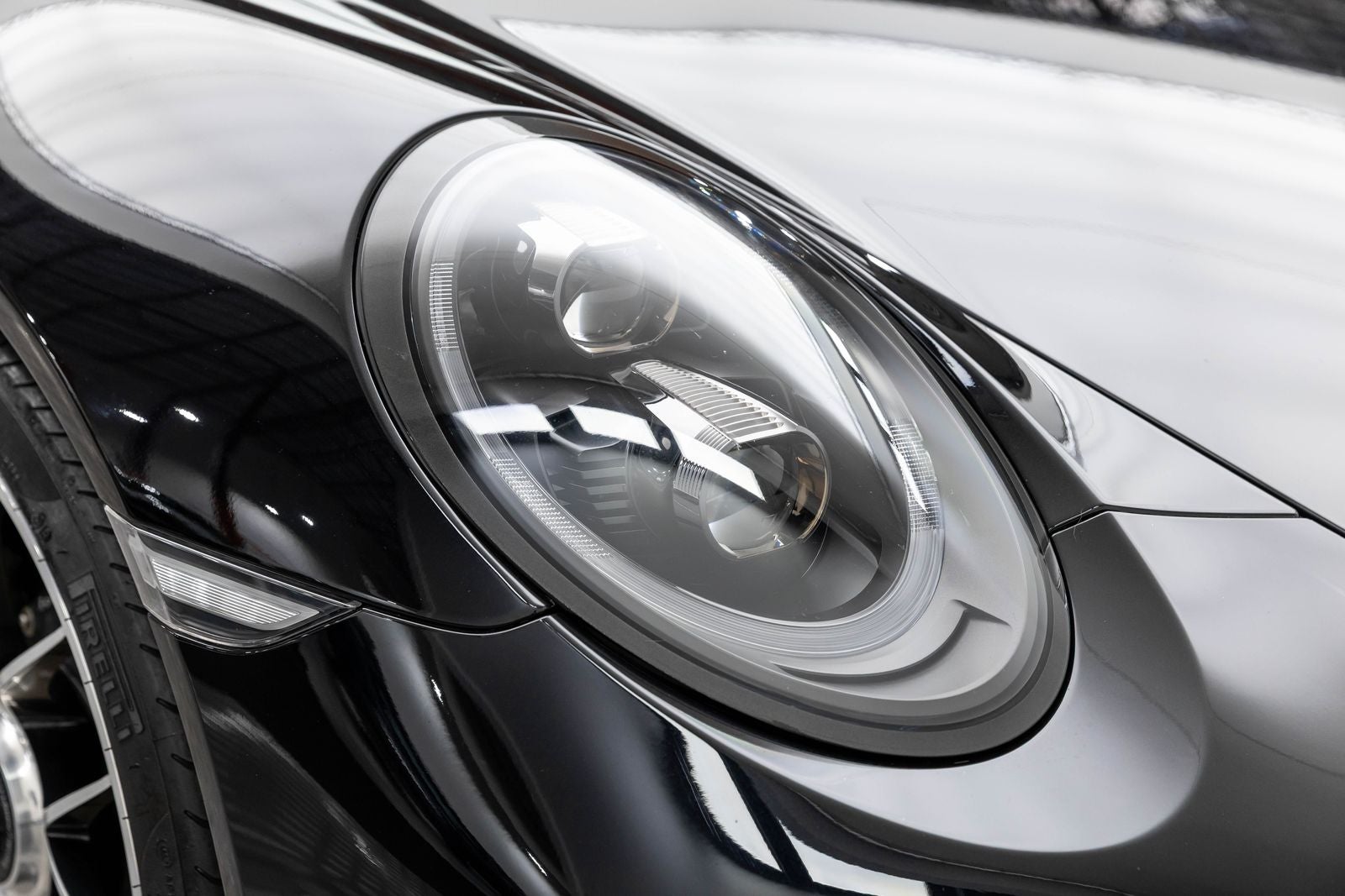 Porsche 911 Turbo S 2019