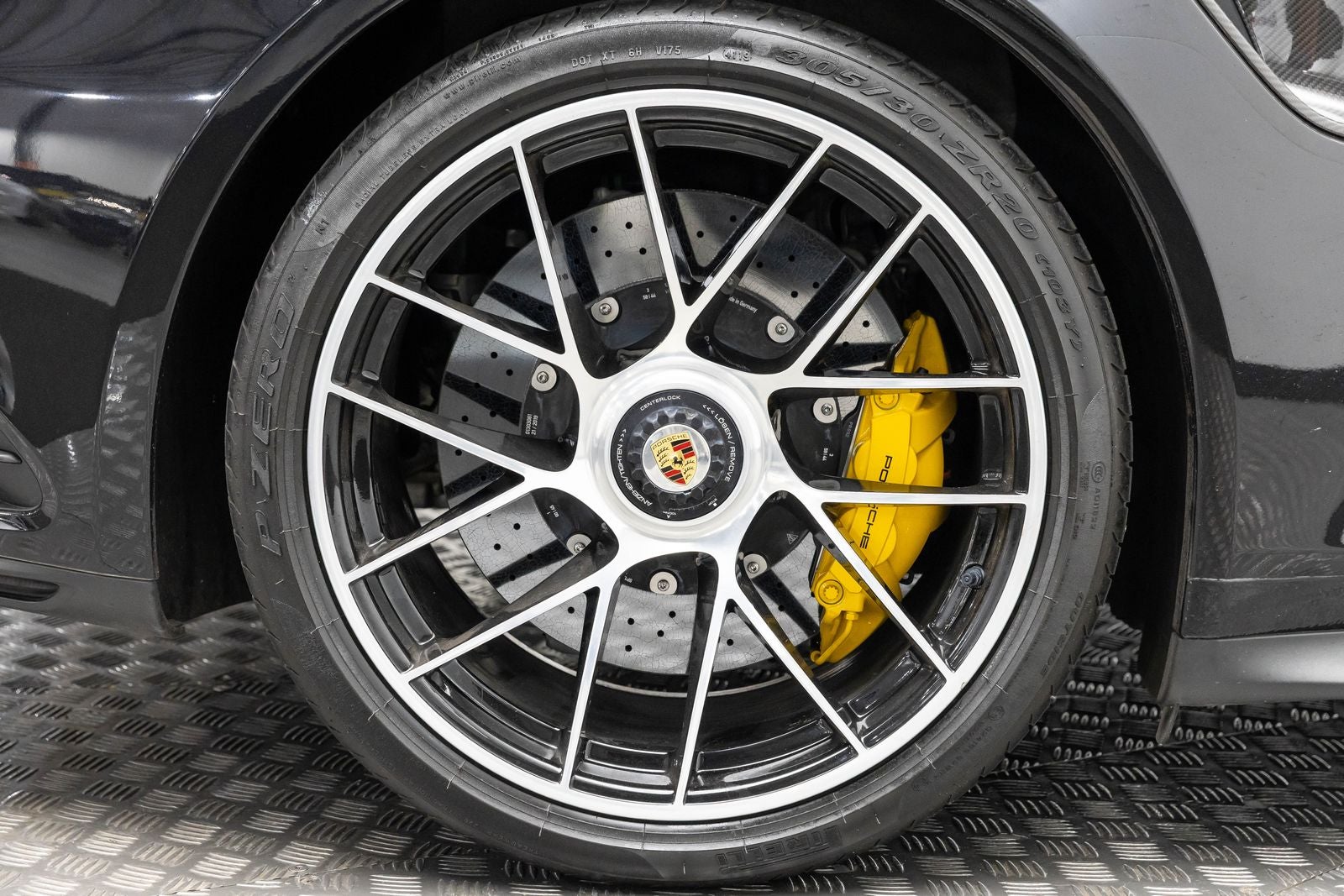 Porsche 911 Turbo S 2019