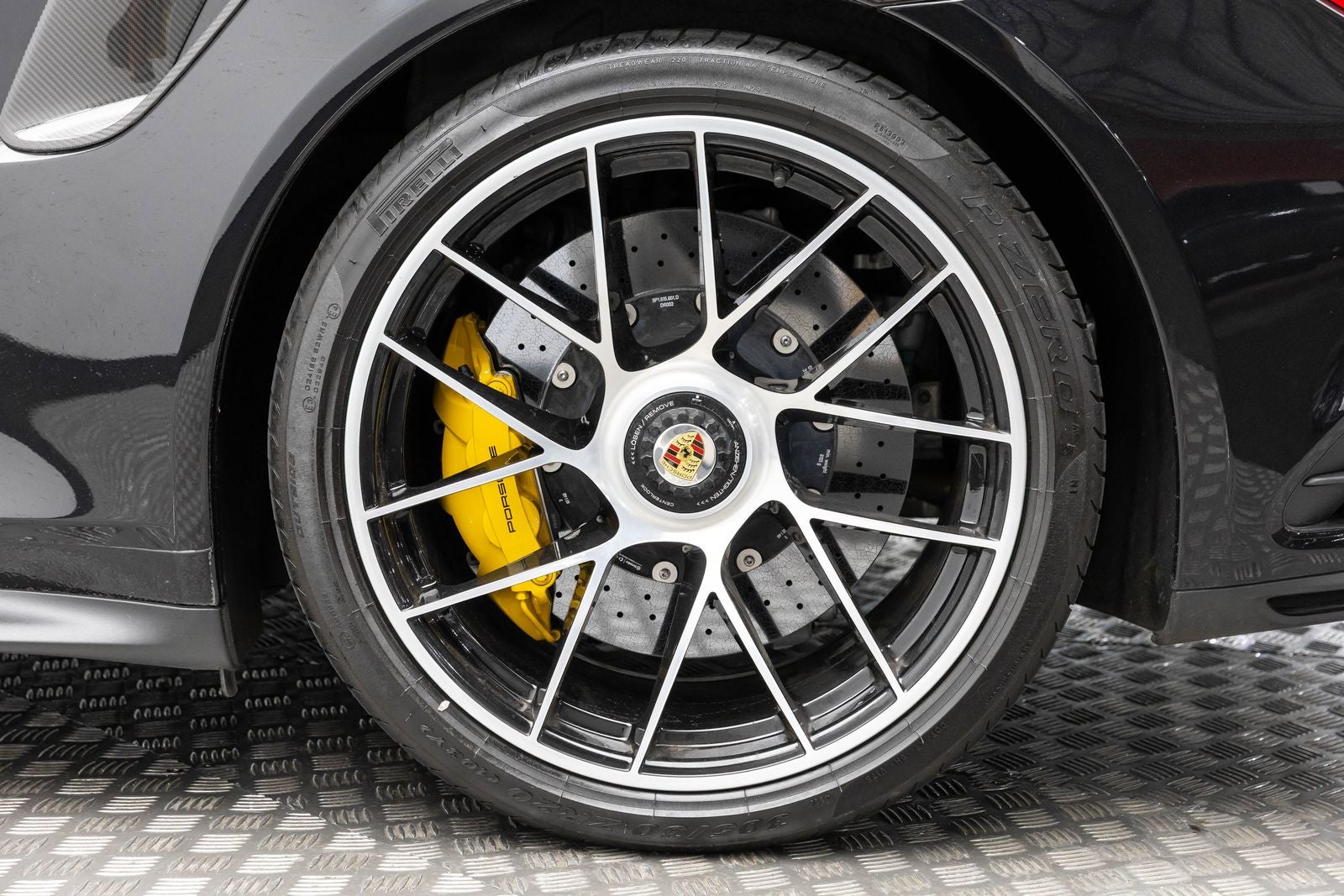 Porsche 911 Turbo S 2019