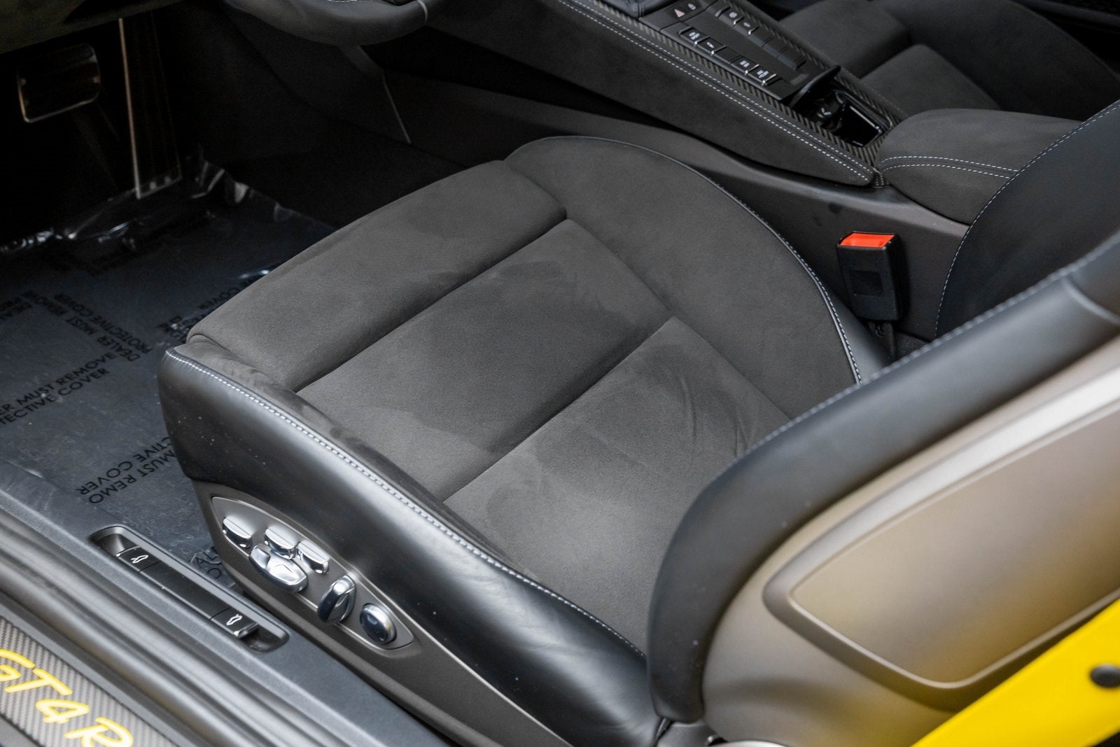 2024 Porsche 718 Cayman GT4 RS