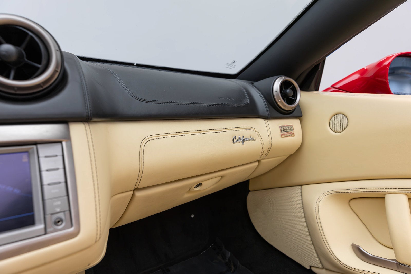 Ferrari California de 2 puertas descapotable de 2010