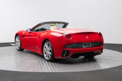 Ferrari California de 2 puertas descapotable de 2010
