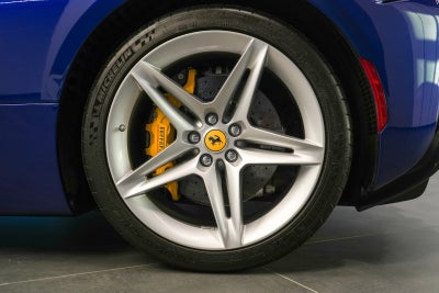 2022 Ferrari SF90 Spider Descapotable