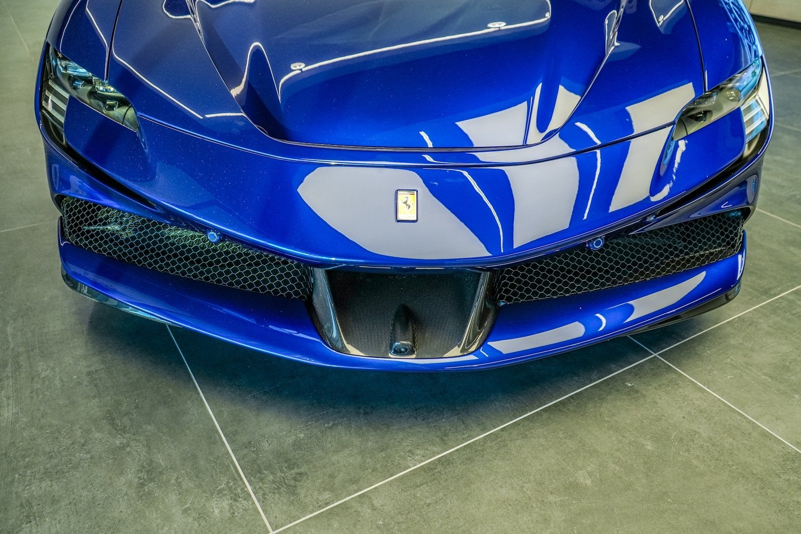 2022 Ferrari SF90 Spider Descapotable